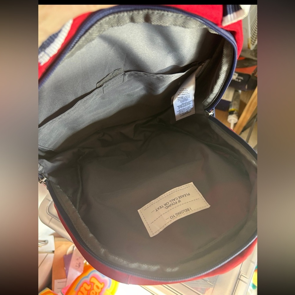 Greyson pottery barn backpack - Picture 3 of 3